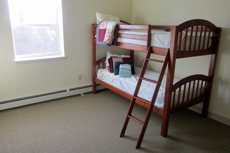 Steve O'Neil Apartments bunk bed
