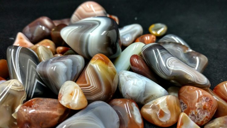Lapidary stones