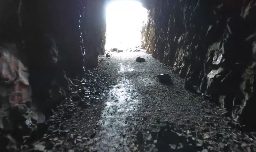 Tunnel